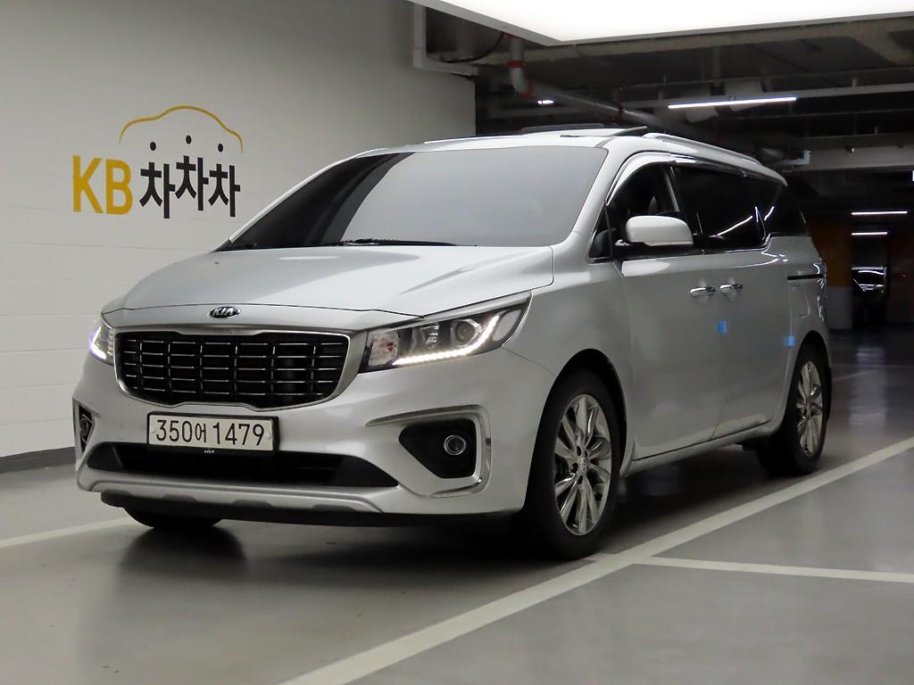 KIA Carnival - Vista 2