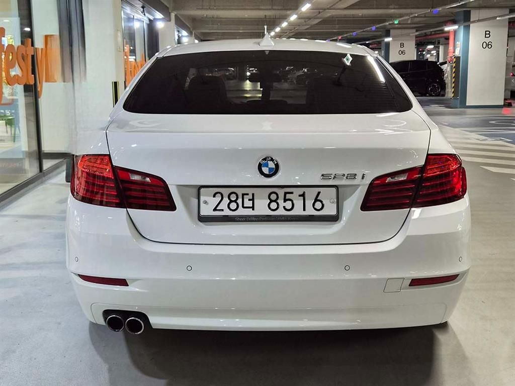 BMW 5 Series - Vista 5