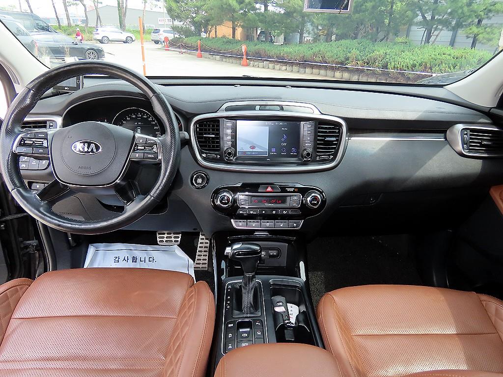 KIA Sorento - Vista 7