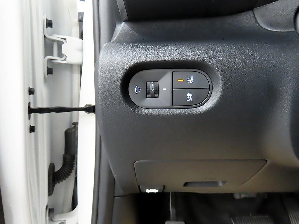 HYUNDAI Casper - Vista 12