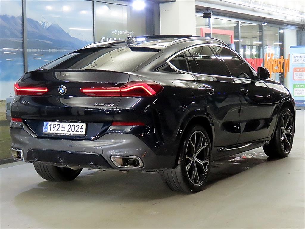 BMW X6 - Vista 4