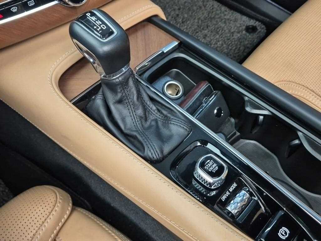 Volvo XC90 - Vista 8