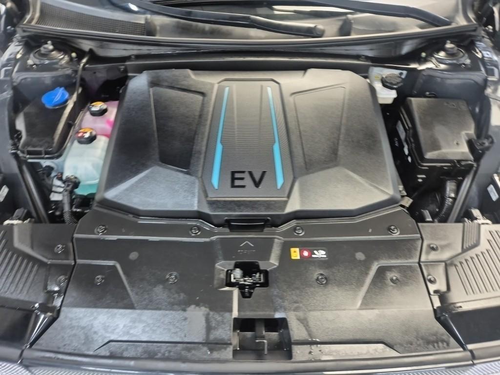 HYUNDAI Ioniq 5 - Vista 5