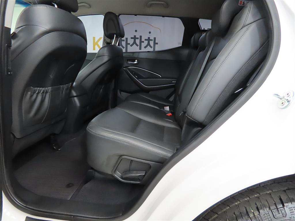 HYUNDAI Santa Fe - Vista 6