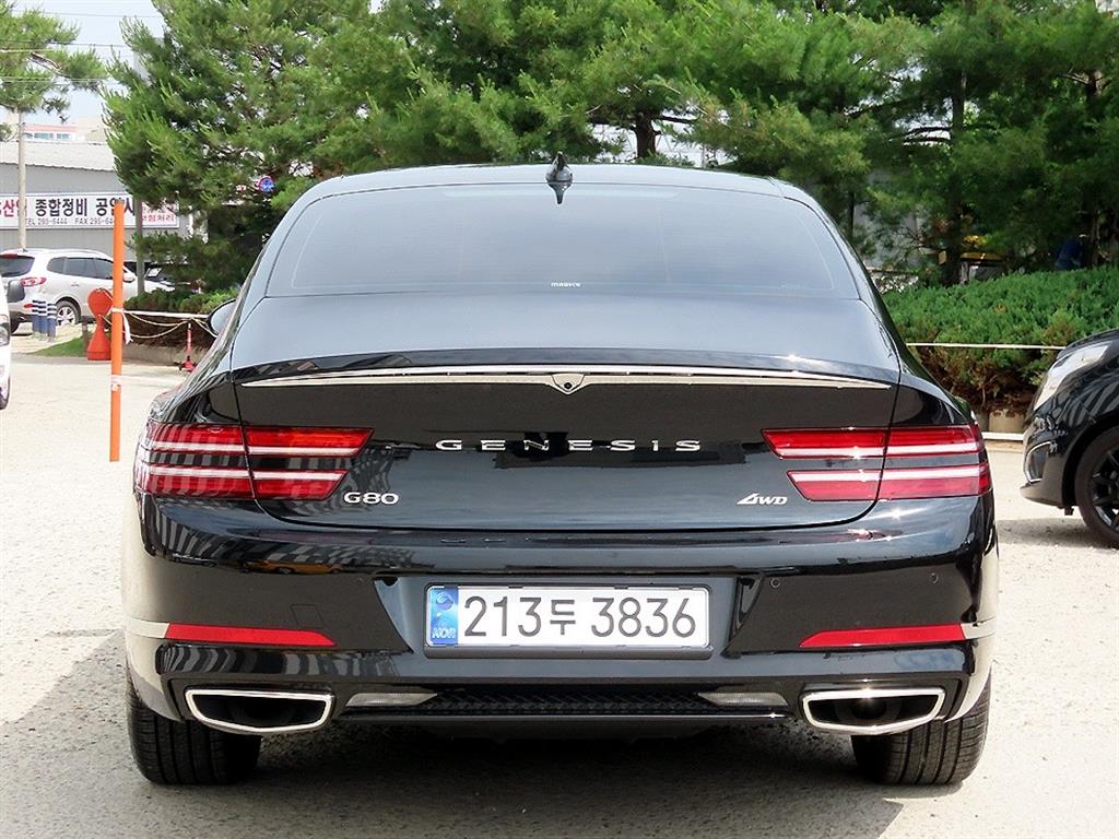 Genesis G80 - Vista 4