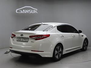KIA K5 - Vista 8