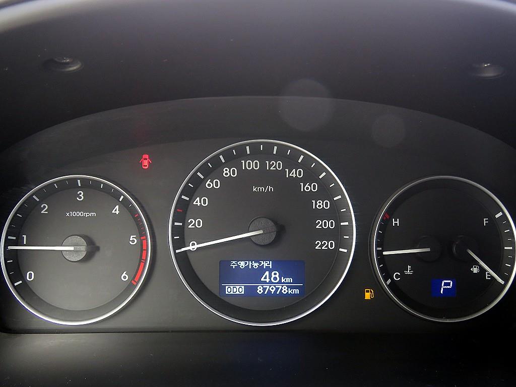 HYUNDAI Starex - Vista 11