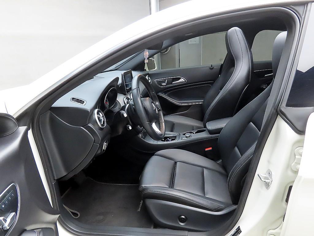 Mercedes Benz CLA Class - Vista 5