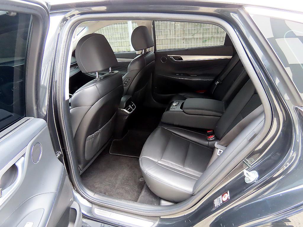HYUNDAI Grandeur - Vista 6