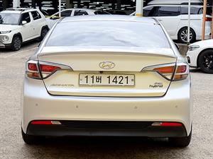 HYUNDAI Sonata - Vista 6