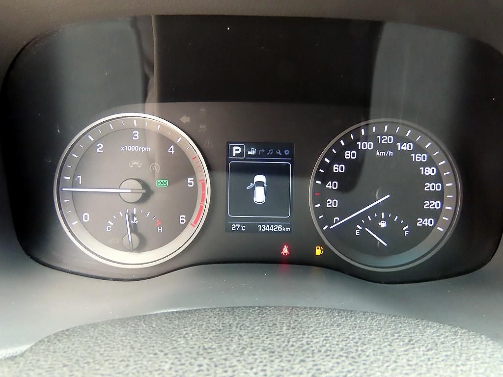HYUNDAI Tucson - Vista 9