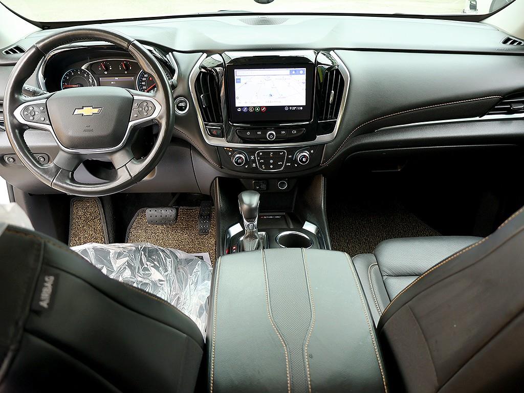 Chevrolet Travers - Vista 9