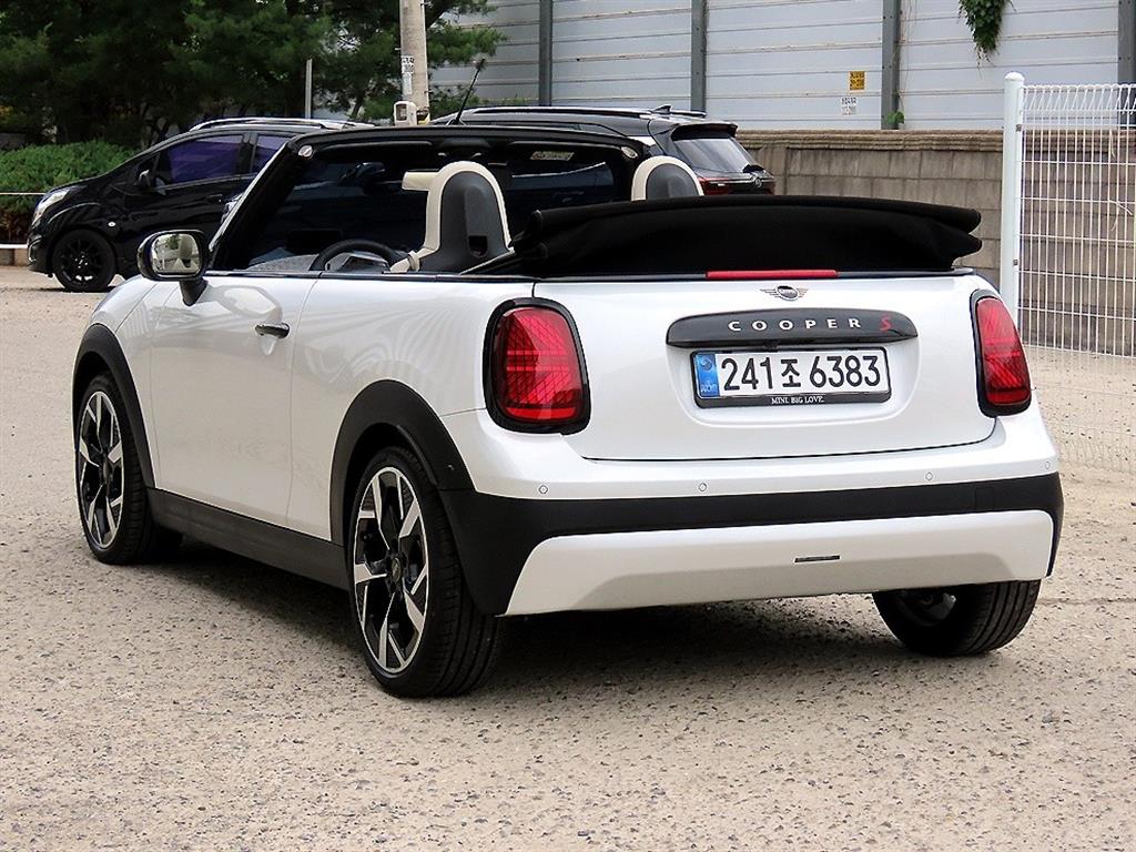 Mini Cooper Convertible - Vista 7