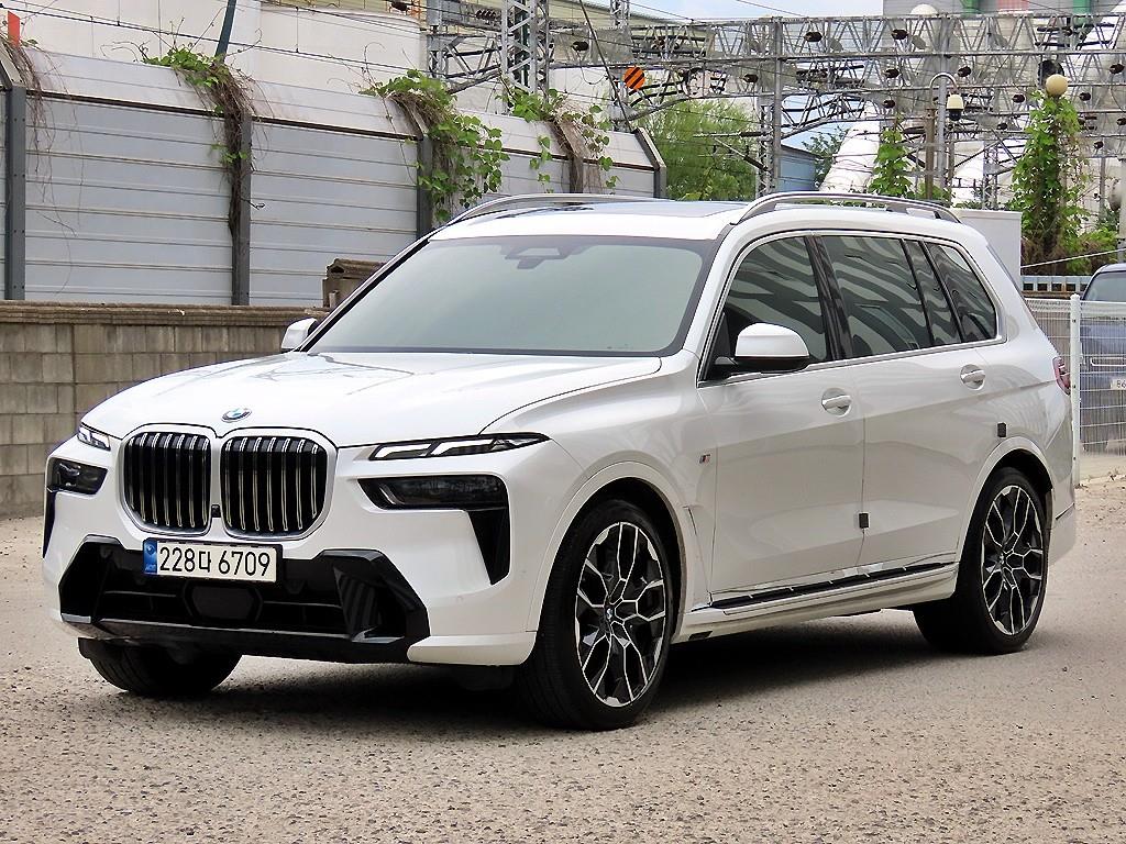 BMW X7 - Vista 2