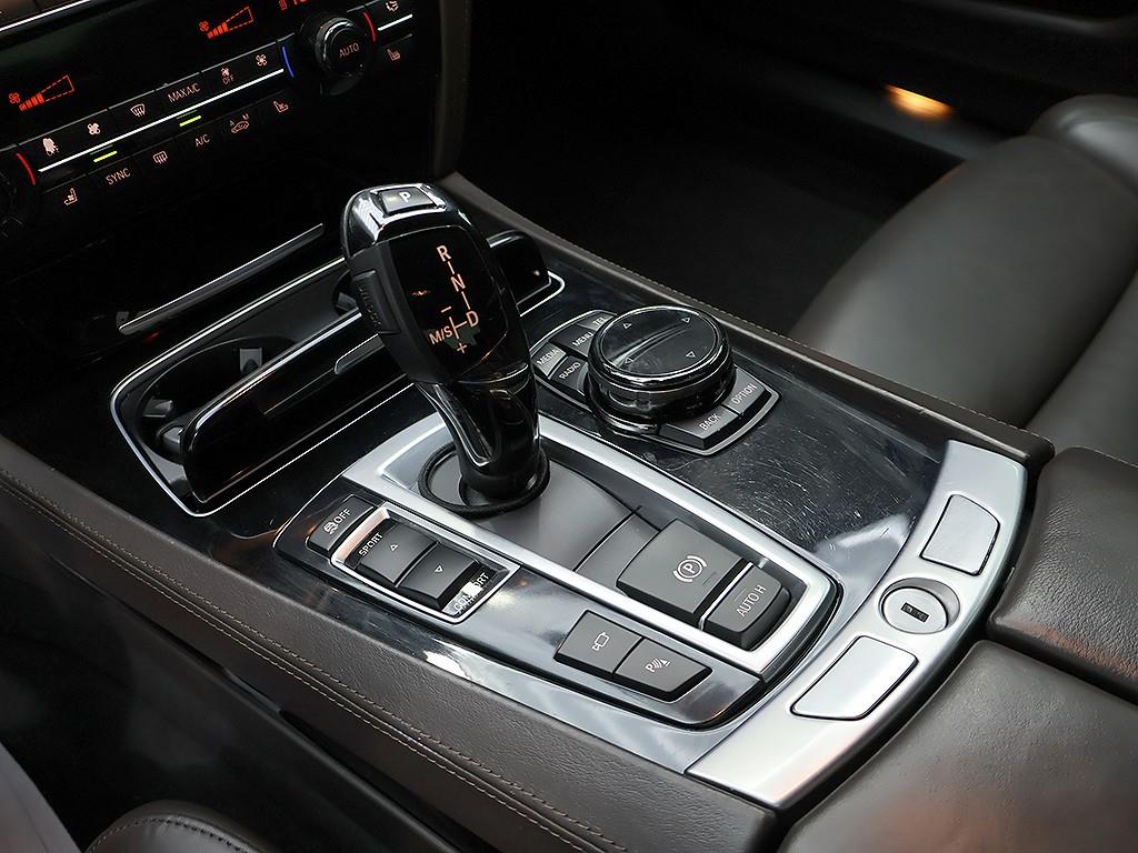 BMW 7 Series 2015 Negro - Importación desde Corea - HF Imports Iquique - Foto 10