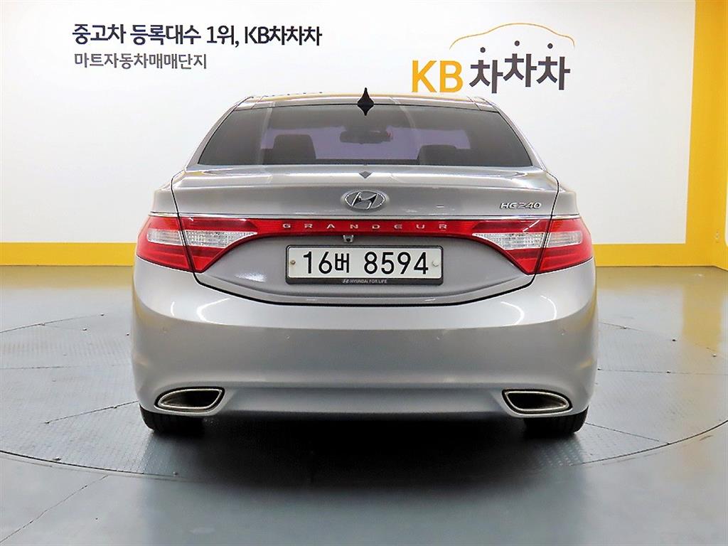 HYUNDAI Grandeur - Vista 3