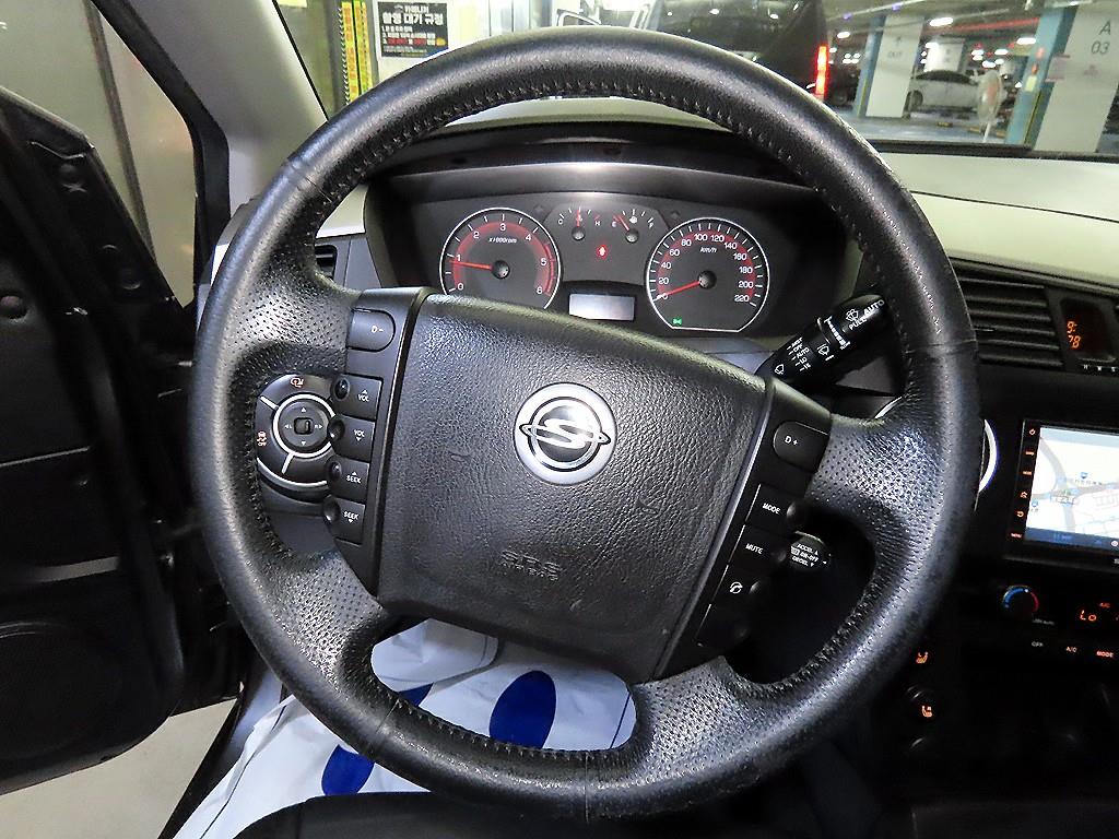 Ssangyong Korando - Vista 8