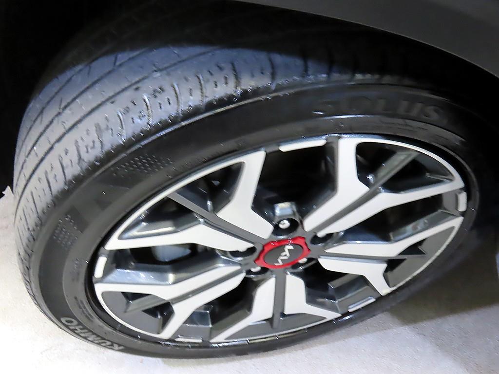 KIA Seltos 2023 Blanco - Importación desde Corea - HF Imports Iquique - Foto 20