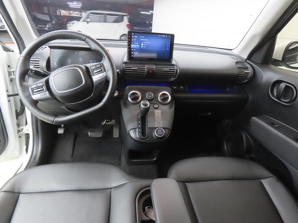 HYUNDAI Casper - Vista 7
