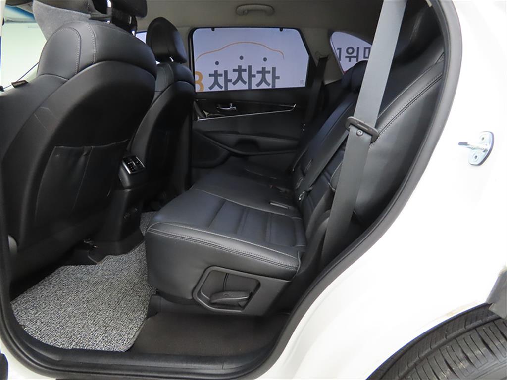KIA Sorento - Vista 6