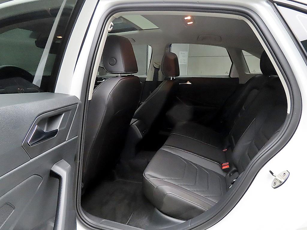 Volkswagen Jetta - Vista 6