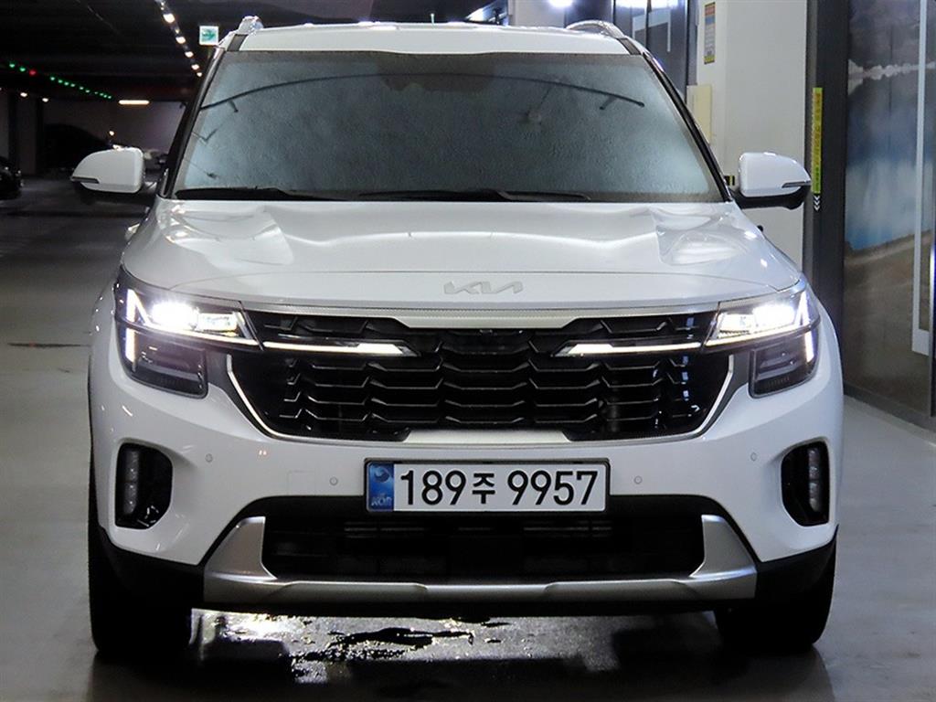 KIA Seltos - Vista 2
