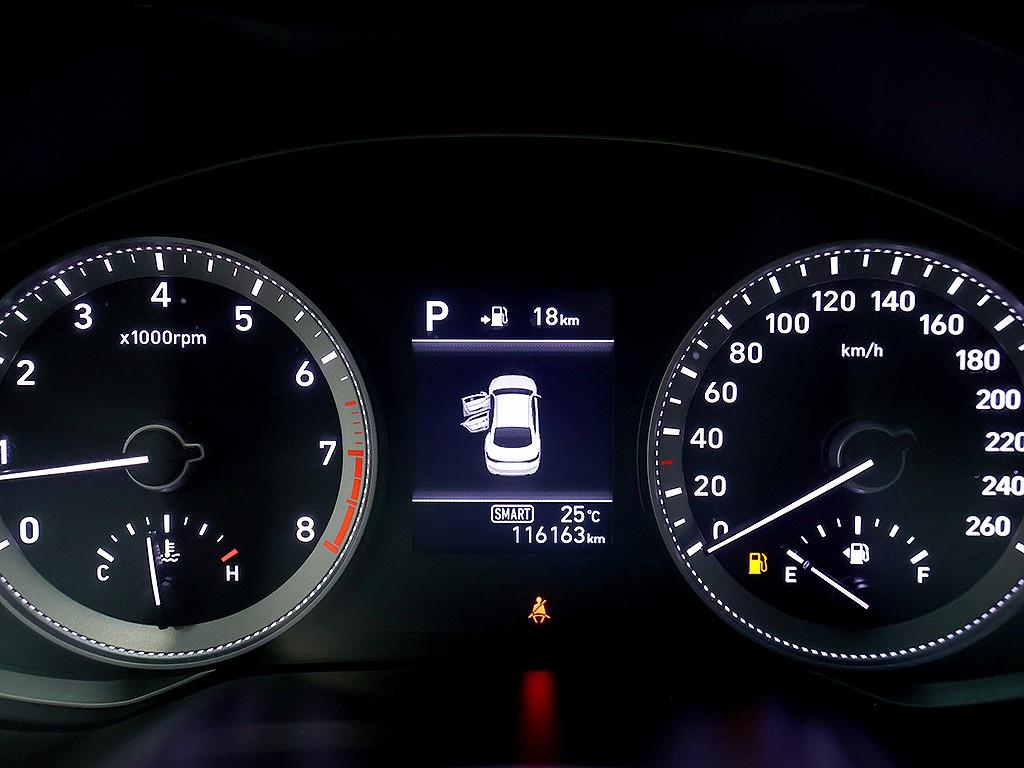 HYUNDAI Grandeur - Vista 11