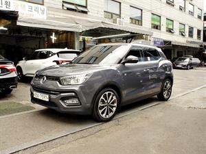 Ssangyong Tivoli - Vista 3