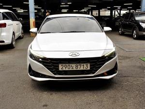 HYUNDAI Avante - Vista 2