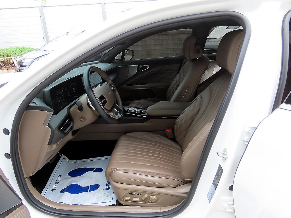 KIA K8 - Vista 5
