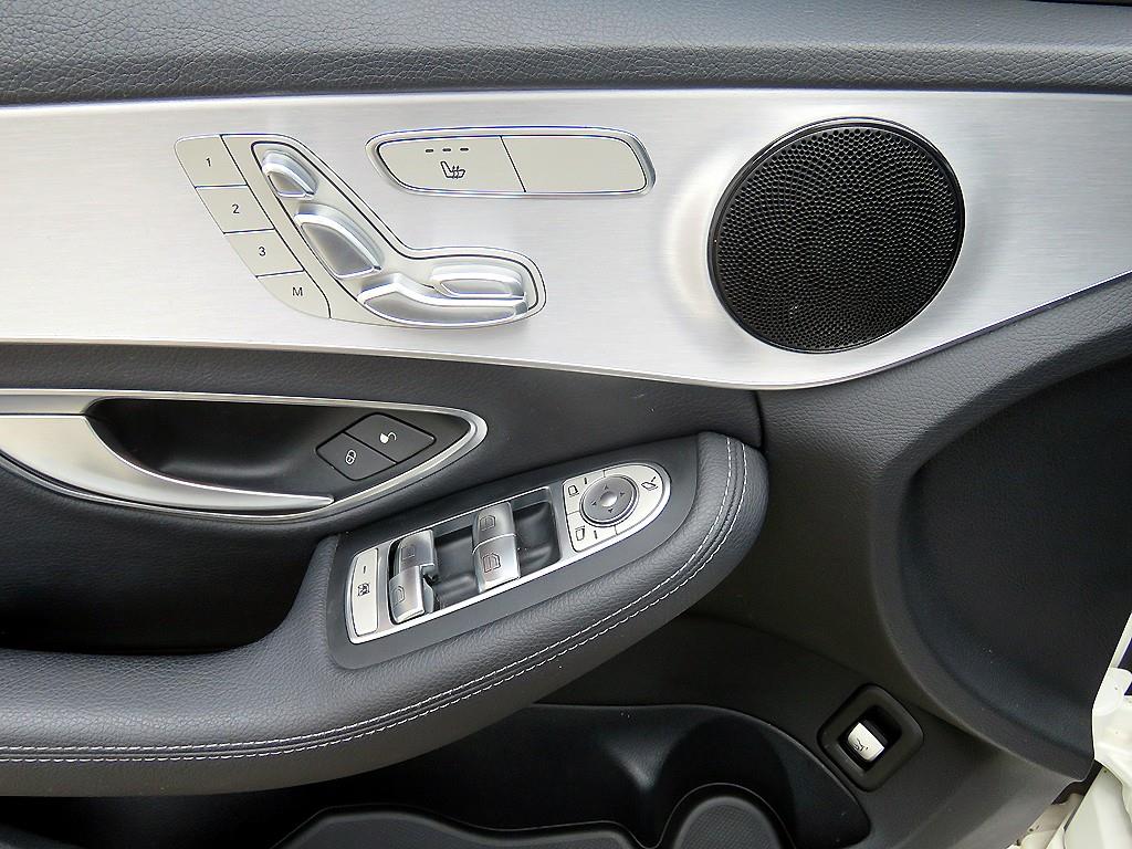 Mercedes Benz C Class - Vista 9