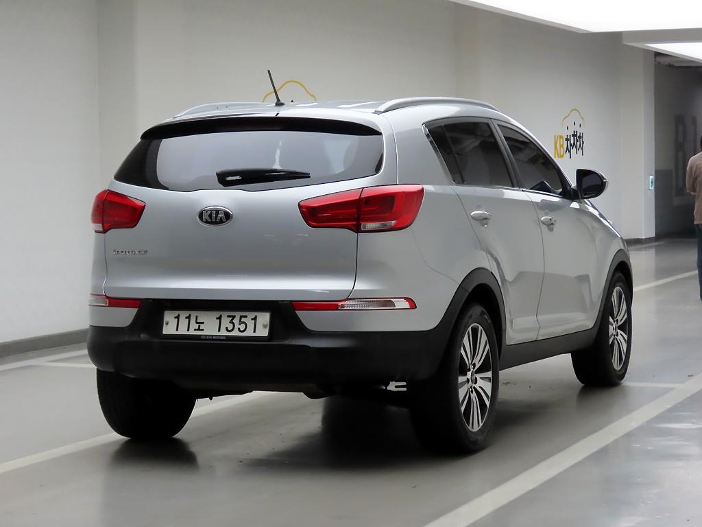 KIA Sportage - Vista 4