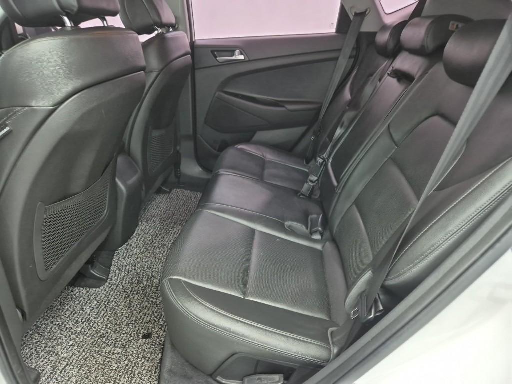 HYUNDAI Tucson - Vista 12
