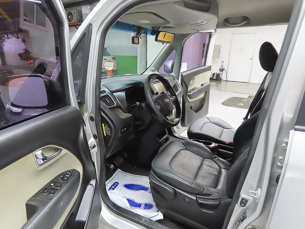 KIA Ray 2013 Gris - Importación desde Corea - HF Imports Iquique - Foto 13