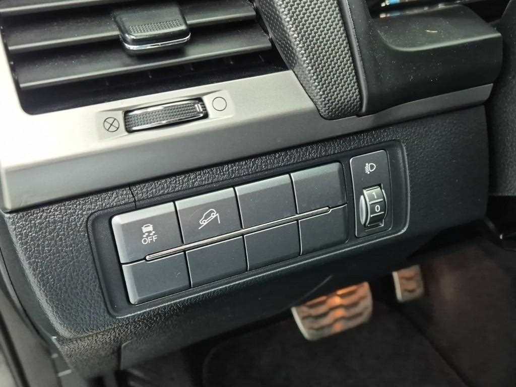 Ssangyong Rexton 2019 Negro - Importación desde Corea - HF Imports Iquique - Foto 17