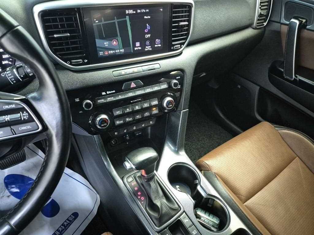 KIA Sportage - Vista 10