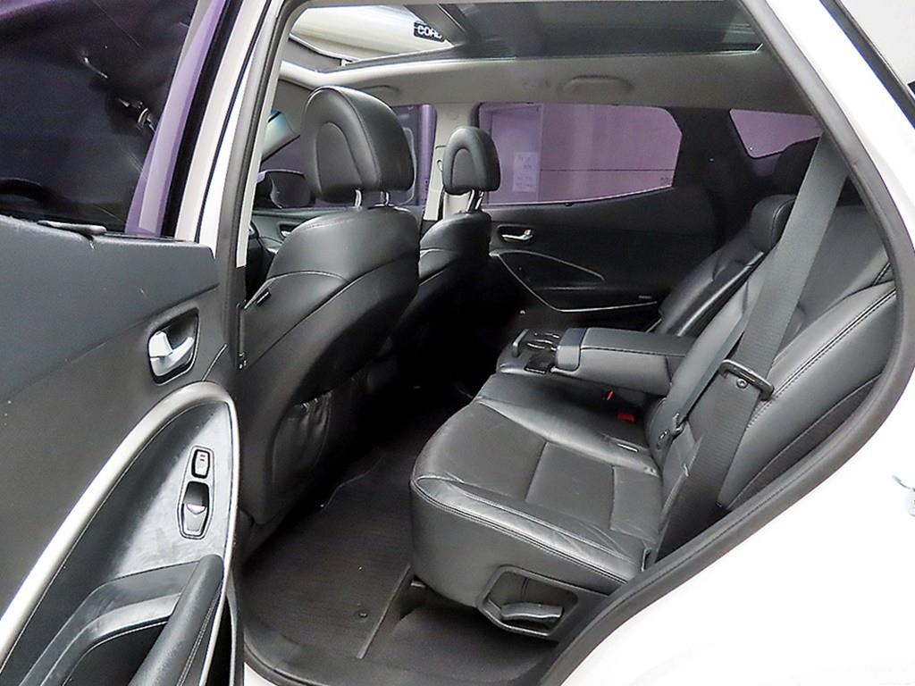 HYUNDAI Santa Fe - Vista 6