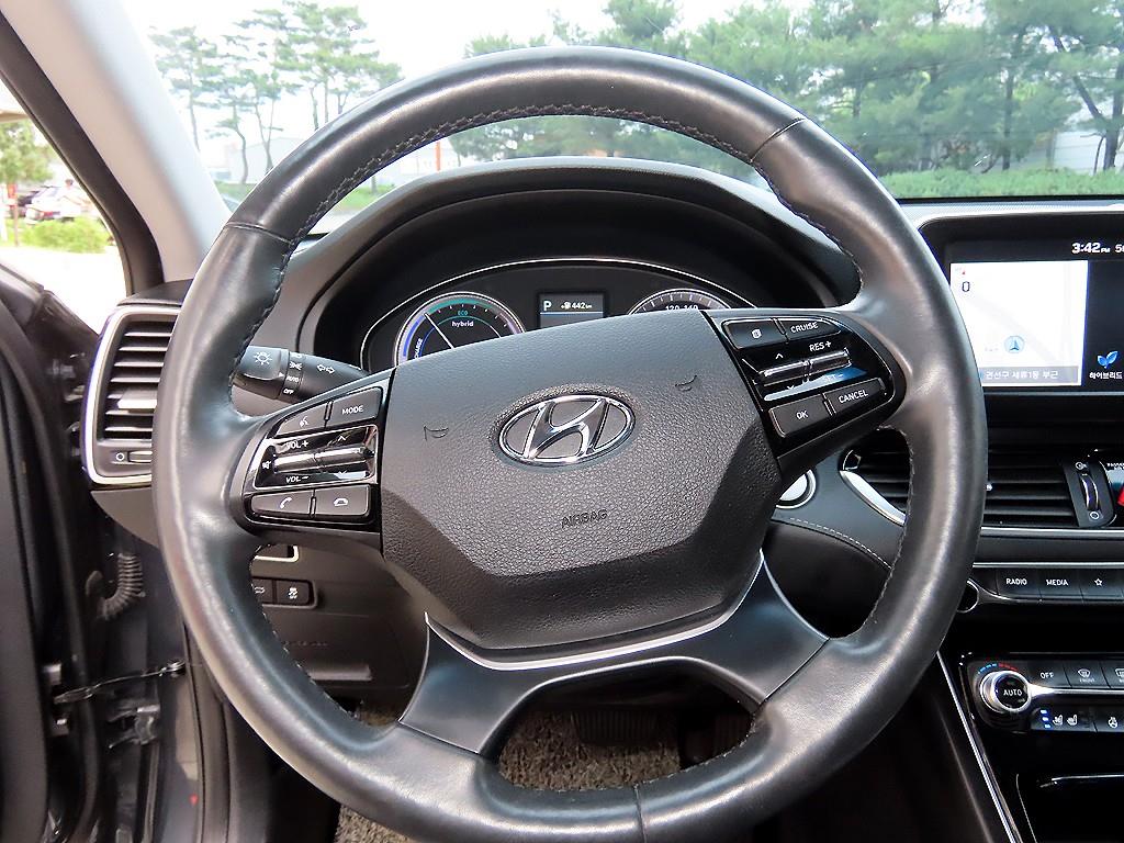 HYUNDAI Grandeur - Vista 8