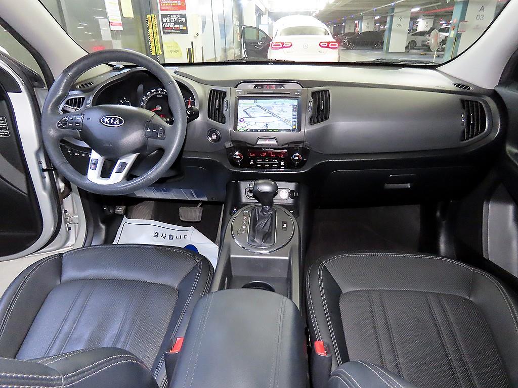 KIA Sportage - Vista 10