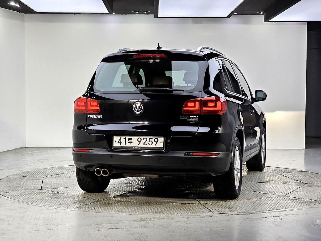 Volkswagen Tiguan - Vista 3