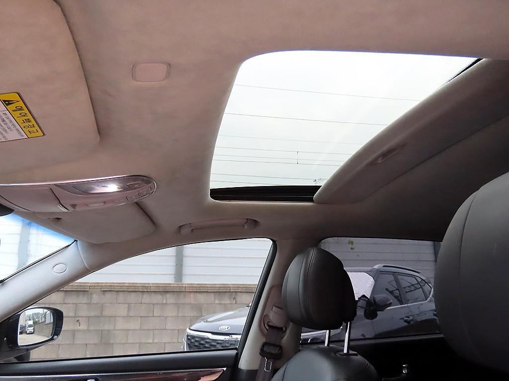 HYUNDAI Equus 2012 Negro - Importación desde Corea - HF Imports Iquique - Foto 16