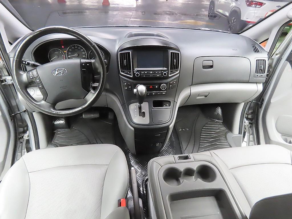 HYUNDAI Starex 2019 Gris - Importación desde Corea - HF Imports Iquique - Foto 10