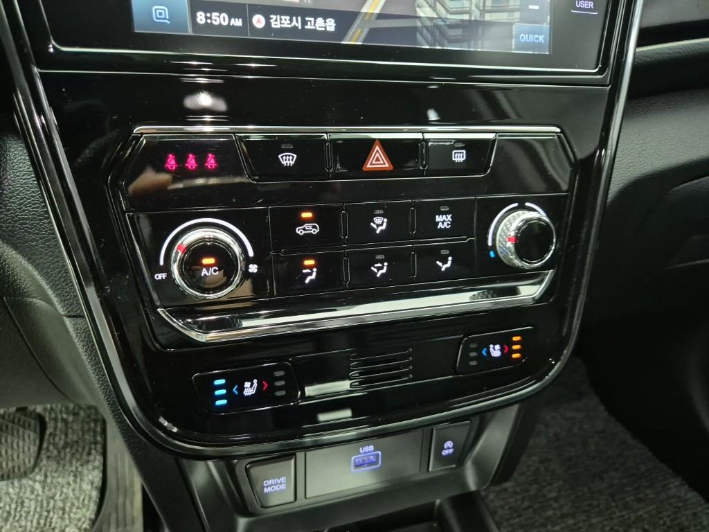 Ssangyong Tivoli - Vista 10