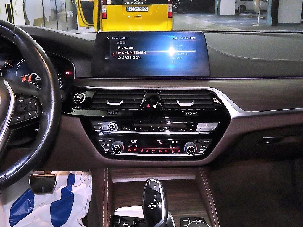 BMW 5 Series - Vista 11