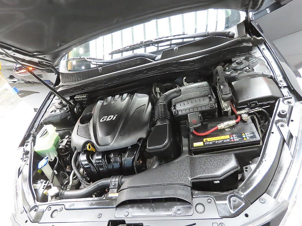 KIA K5 2011 Negro - Importación desde Corea - HF Imports Iquique - Foto 7