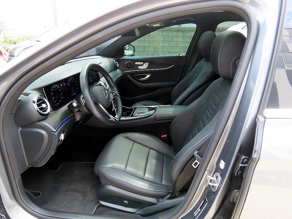 Mercedes Benz E class - Vista 5