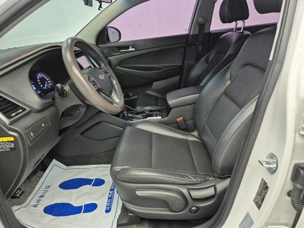 HYUNDAI Tucson - Vista 11