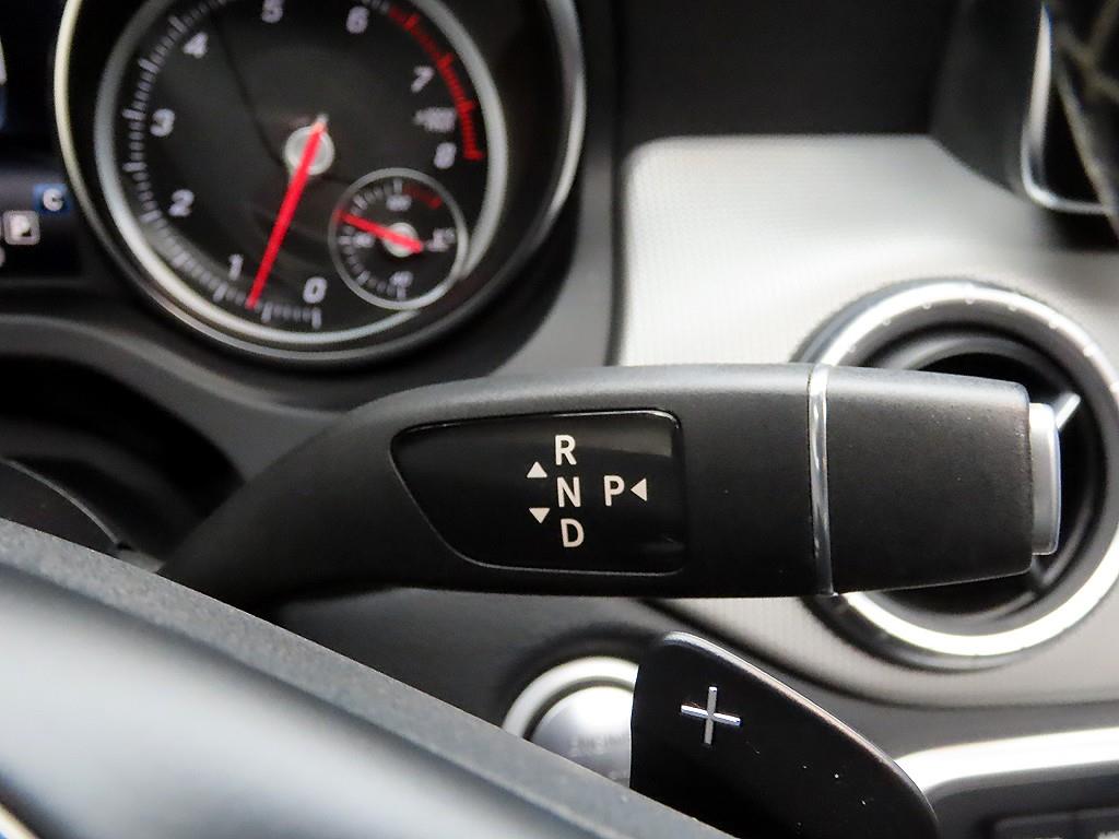 Mercedes Benz CLA Class - Vista 10