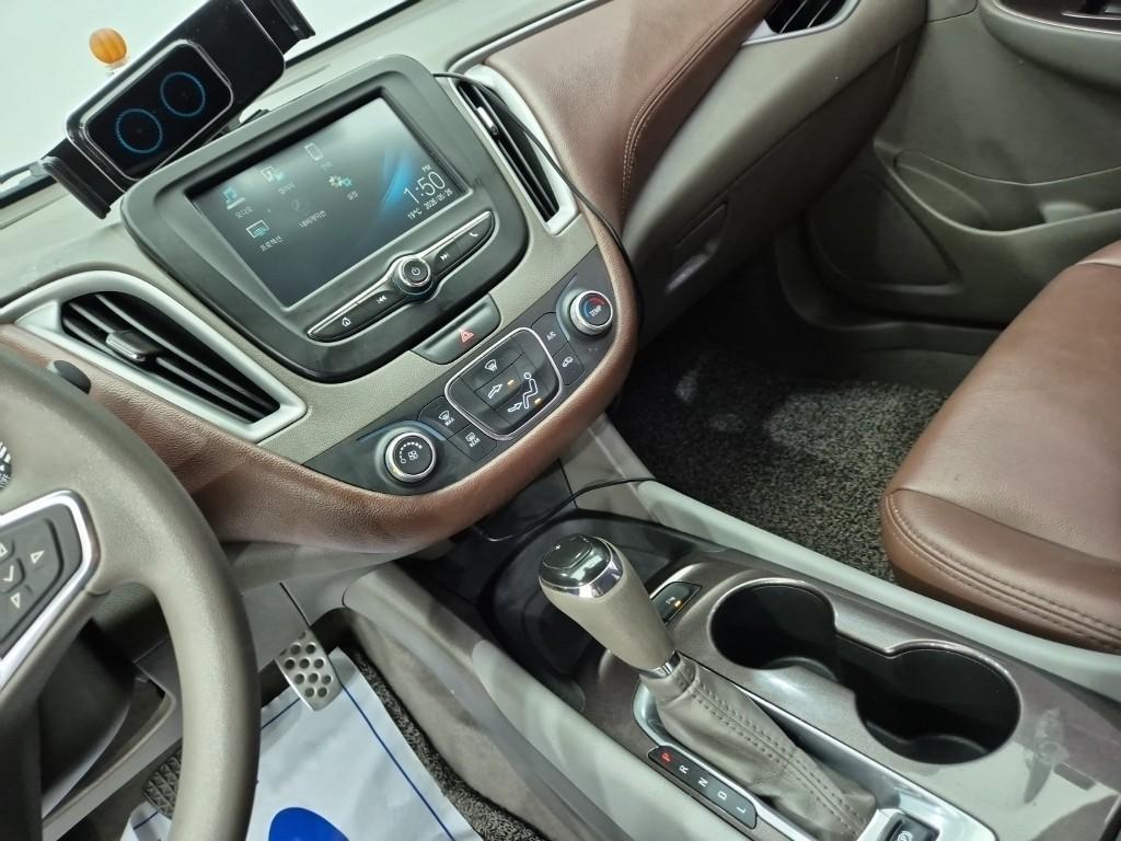 Chevrolet Malibu - Vista 9