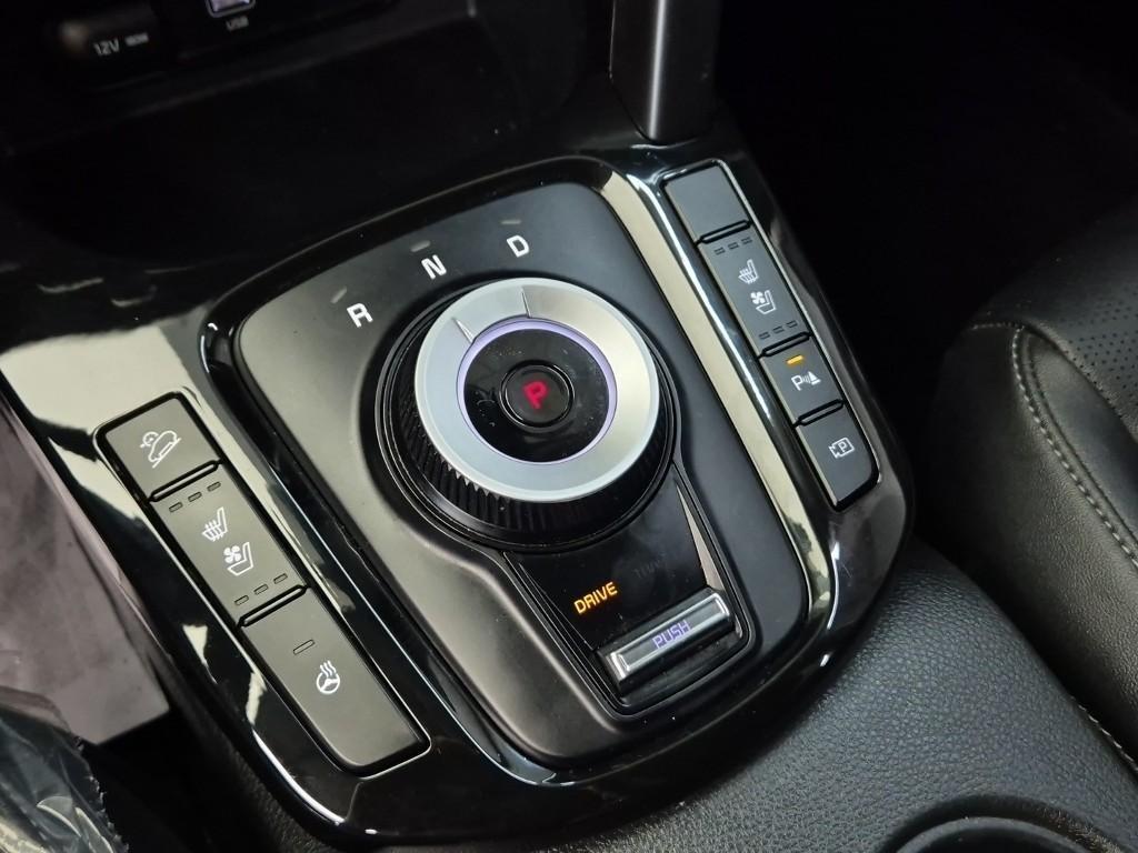 KIA Seltos - Vista 8